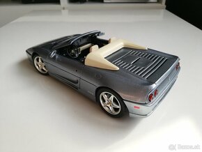 1:18 FERRARI 355 cabrio Hot wheels - 8