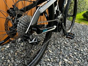 Elektrický bicykel Haibike Sduro HardNine 5.5 / M / 29 / - 8