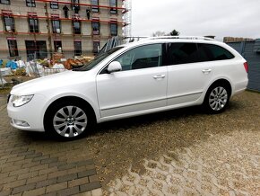 Škoda Superb Combi 2.0 TDI CR 140k Elegance DSG - 8