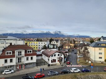 Byt 3+KK v Popradu s parkováním a výhledem na Vysoké Tatry - 8