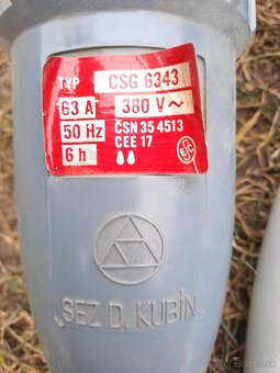 Zásuvky 380V 63A - 8