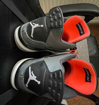 Jordan 4 Retro "Infrared" - 8