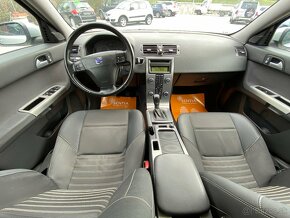 VOLVO V50 - 8