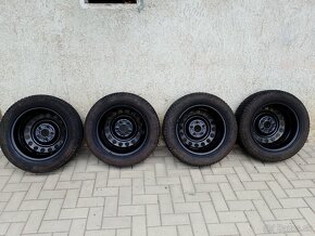 Nokian celoročné pneu 185 60 R16, 5x100 R16 - 8