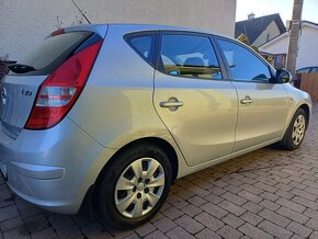 Hyundai i30 1,4 benzín po velkom servise - 8