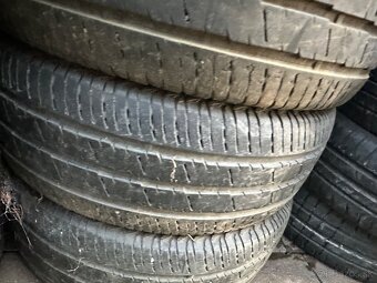 235/65 R16 C CONTINENTAL - 8