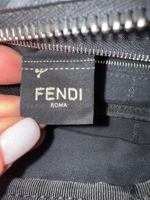 Ľadvinka Fendi - 8