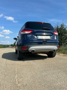 Ford Kuga 2.0 - 8