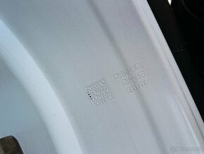 Volkswagen,Seat,Škoda, - 5x112 r16 _ - 8