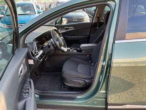 Kia Sportage 1.6 T-GDi mHEV Gold A/T - 8