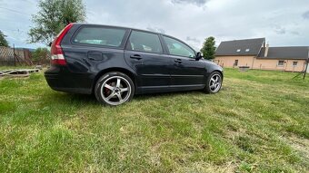 Volvo v50 - 8