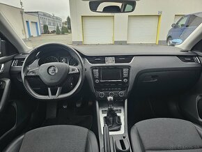 Škoda Octavia Combi 2.0 TDI M6 4x4 Style DVD Koža Ťažné R16 - 8