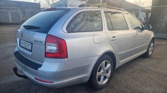 ŠKODA OCTAVIA COMBI 1.6 TDI - 8