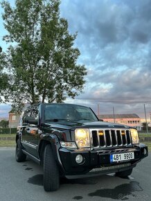 JEEP COMMANDER 3.0 CRD 4x4 - 8