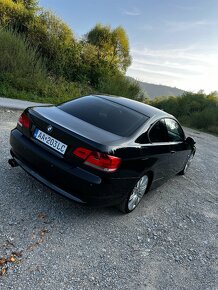 BMW 320i e92 coupe - 8