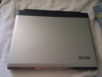 2 asus notebooky F5VL a A6R - 8