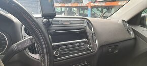 VW volkswagen tiguan 2,0tdi 4x4,rozpredám na náhradné diel - 8