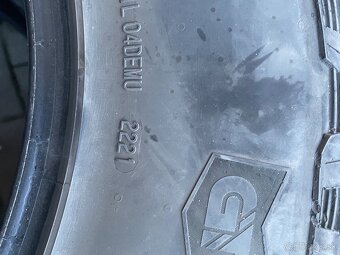 Pneu 285/70 r17 - 8