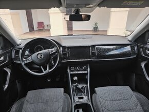 Škoda Octavia Combi 2.0 TDI DSG Elegance Navi Ťažné R16 - 8