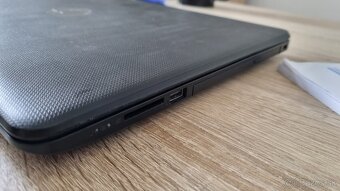 Zachovalý HP notebook - 256GB SSD, 8GB RAM, bat 2-3 hod - 8