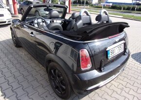 Mini One 1,6i Cabrio benzín manuál 66 kw - 8