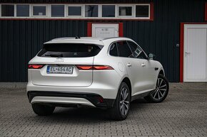 Jaguar F-Pace P400e Plug-in Hybrid - 8