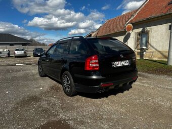 Škoda Octavia Combi 2.0 TDI - 8