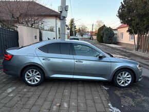 Skoda Superb Style 2.0tdi facelift 2020 - 8