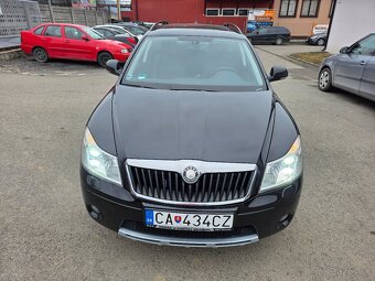 ŠKODA OCTAVIA COMBI SCOUT 2.0CRTDI 103KW MT6 4X4 ,XENON,NAVI - 8