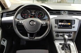 VW PASSAT combi 2.0TDI DSG aj na LEASING - 8