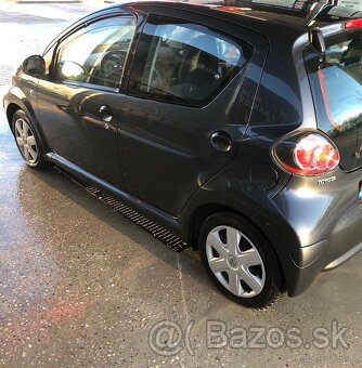 Toyota aygo 2012 1.0 50kw - 8