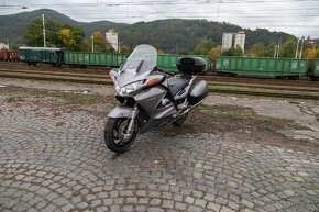 Honda Pan european ST 1300 - 8