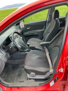 Kia Rio II Sporty 1.4 - 8