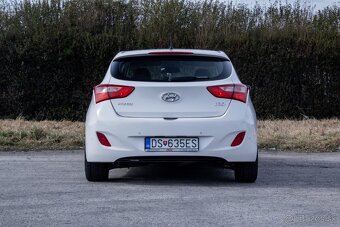 Hyundai i30 1.6 CRDi DOHC 16V Comfort - 8