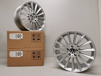 Vw Passat, Škoda Karoq alu disky R19 ET38 5x112 - 8