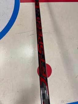 UPLNE NOVA PROFI HOKEJKA CCM JETSPEED PRO STOCK - 8