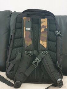 Nový batoh Traveller Backpack black - 8