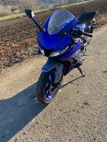 Yamaha yzf r125 - 8