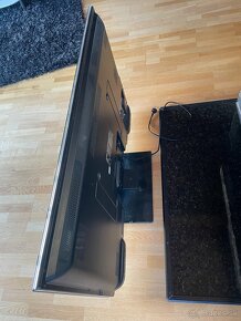 Panasonic televízor Model No.TX -P50UT5OE - 8