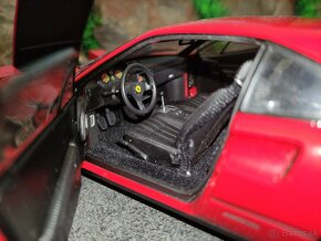 Prodám model 1:18 Ferrari 328GTB KYOSHO - 8