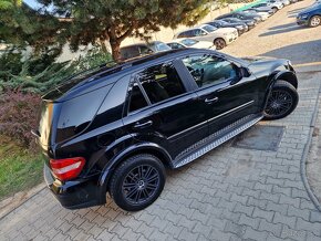 Mercedes ML 420 CDi V8 306k 4matic A/T 4x4 (diesel) kup. SR - 8