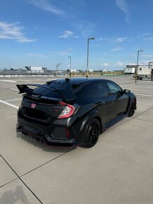 Honda Civic type r FK8 - 8