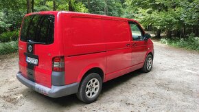 VW Transporter T5 2.0 - 8