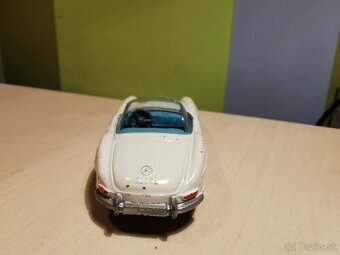 ZLAVA Corgi toys Mercedes 300SL - 8