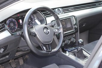 Volkswagen passat B8 2.0 - 8