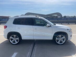 VW Tiguan R-Line 4x4 - 8