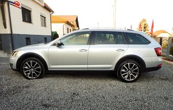 ŠKODA OCTAVIA COMBI SCOUT 4x4 DSG - 2.0TDI 135 kW - FULL LED - 8