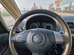 Suzuki Sx4 1.5i r.2011 Urban Line - 8