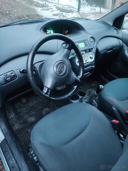 Toyota Yaris 1,4 DID - 8