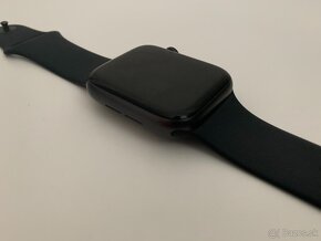 apple watch 8 41mm Black / Batéria 88% - 8